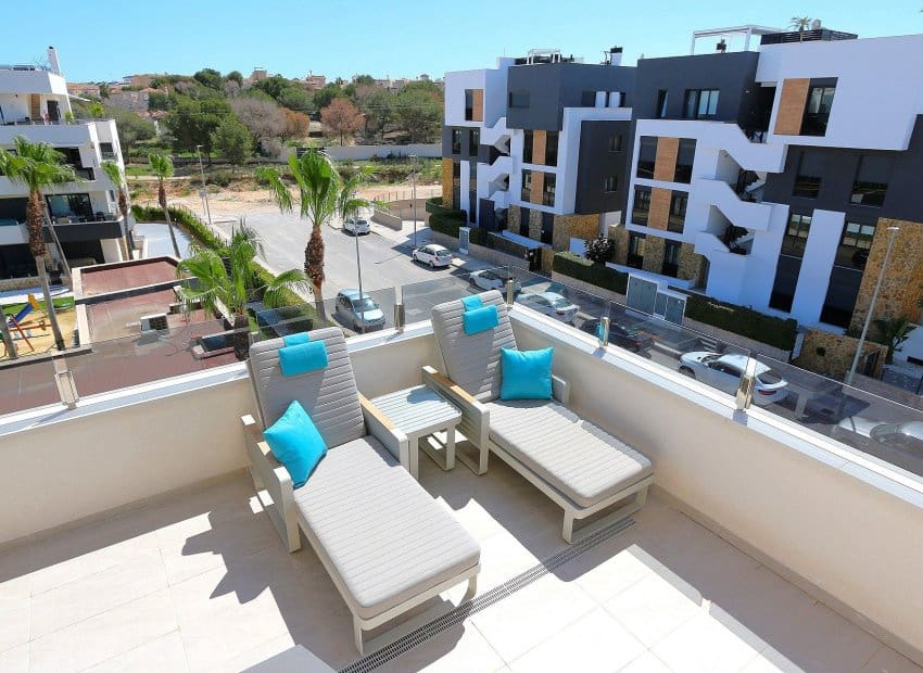 Apartamento de 3 habitaciones en Los Altos en venta con piscina - 509.000 € (Ref: 10039185)