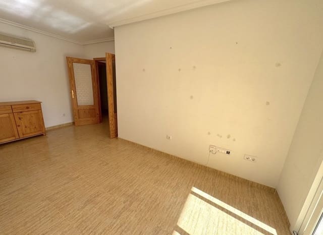 2 slaapkamer Appartement te koop in Formentera del Segura - € 129.000 (Ref: 10039186)