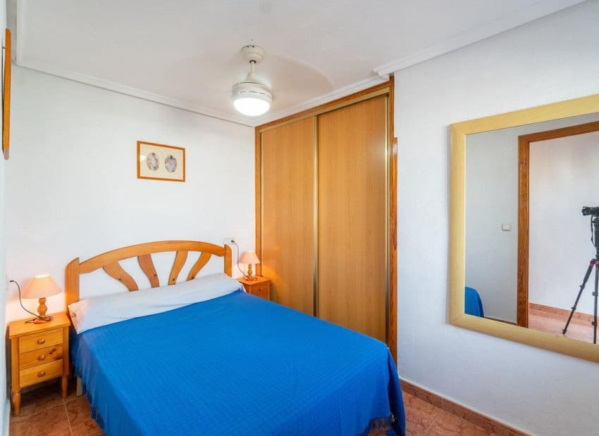 5 Zimmer Villa zu verkaufen in Playa Flamenca mit Pool - 240.000 € (Ref: 10039188)