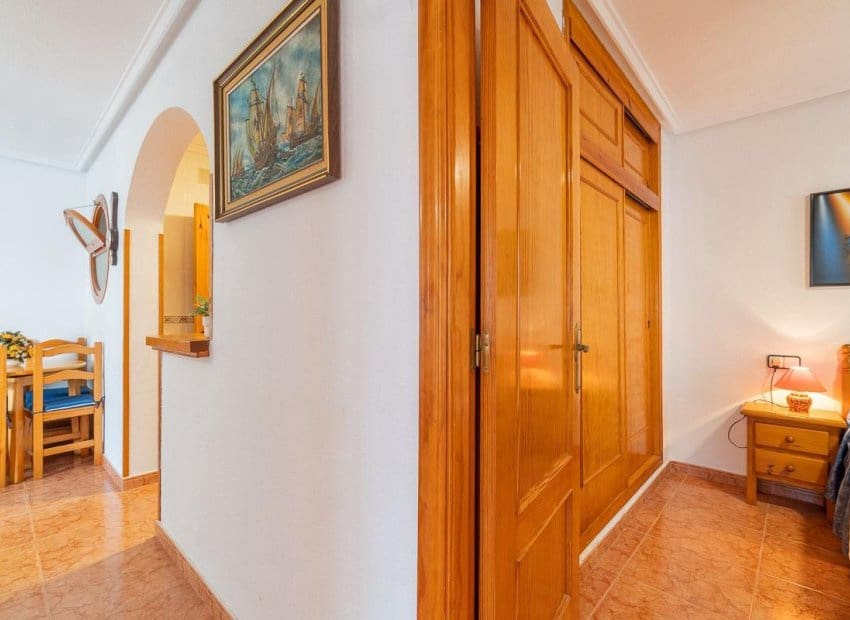 5 Zimmer Villa zu verkaufen in Playa Flamenca mit Pool - 240.000 € (Ref: 10039188)