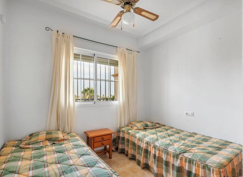 Apartamento de 2 habitaciones en Villamartin en venta - 175.000 € (Ref: 10039190)