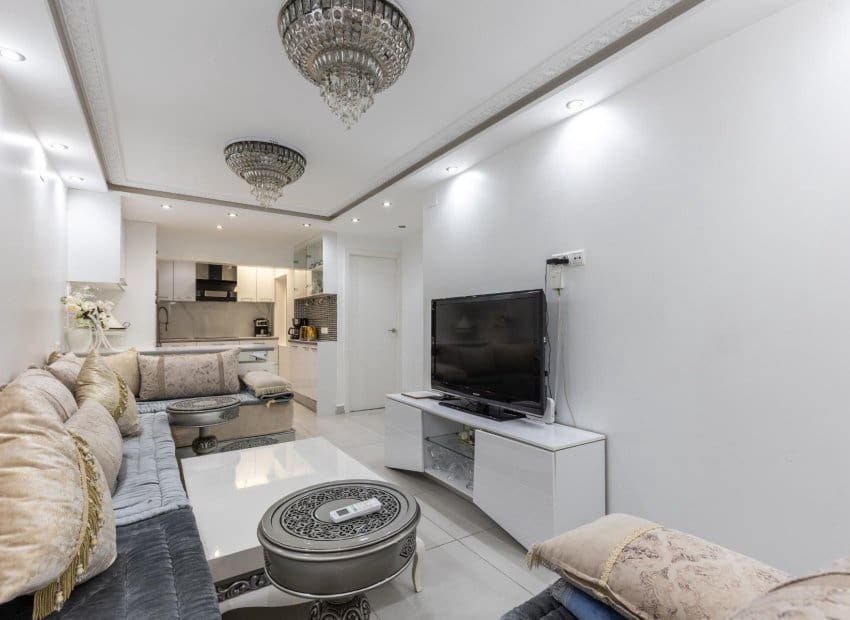 2 slaapkamer Appartement te koop in Torrevieja met zwembad - € 134.990 (Ref: 10045791)