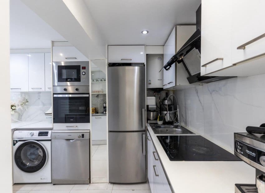 2 slaapkamer Appartement te koop in Torrevieja met zwembad - € 134.990 (Ref: 10045791)