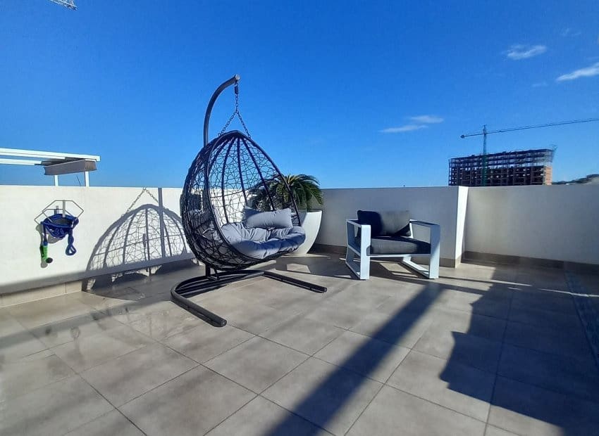 2 Zimmer Apartment zu verkaufen in San Miguel de Salinas mit Pool - 299.000 € (Ref: 10045885)