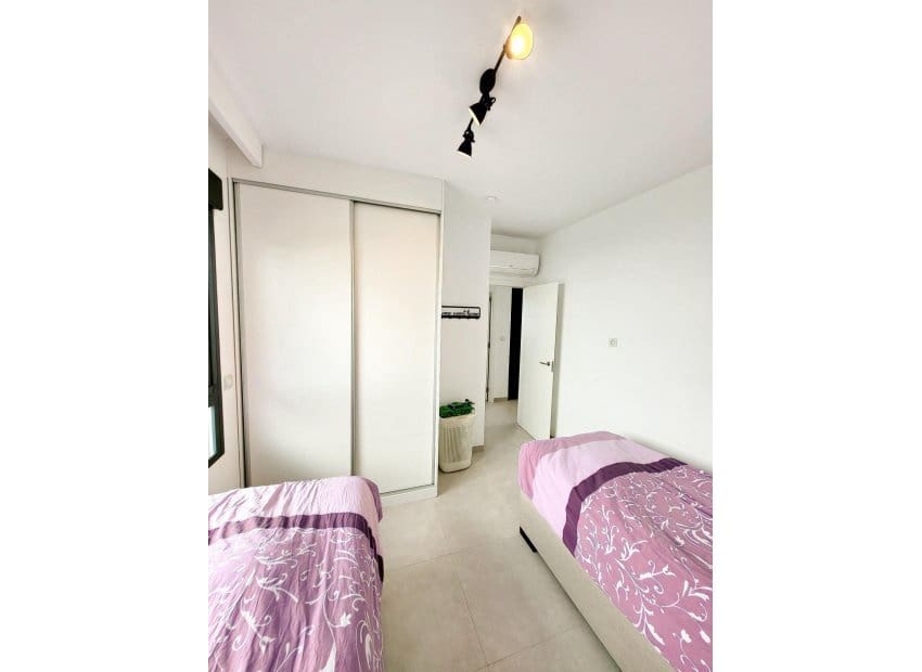 2 Zimmer Apartment zu verkaufen in San Miguel de Salinas mit Pool - 299.000 € (Ref: 10045885)