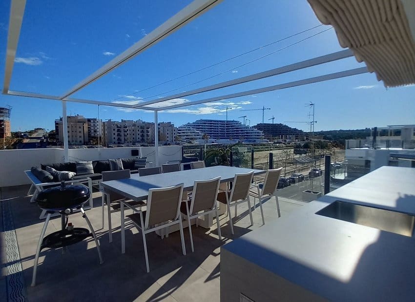 2 Zimmer Apartment zu verkaufen in San Miguel de Salinas mit Pool - 299.000 € (Ref: 10045885)