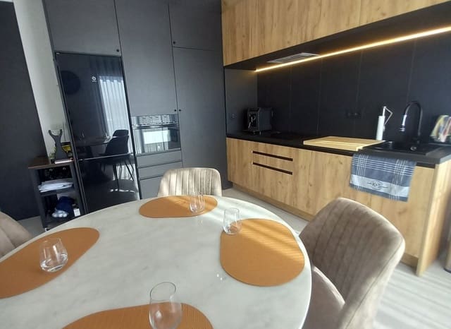 2 Zimmer Apartment zu verkaufen in San Miguel de Salinas mit Pool - 299.000 € (Ref: 10045885)