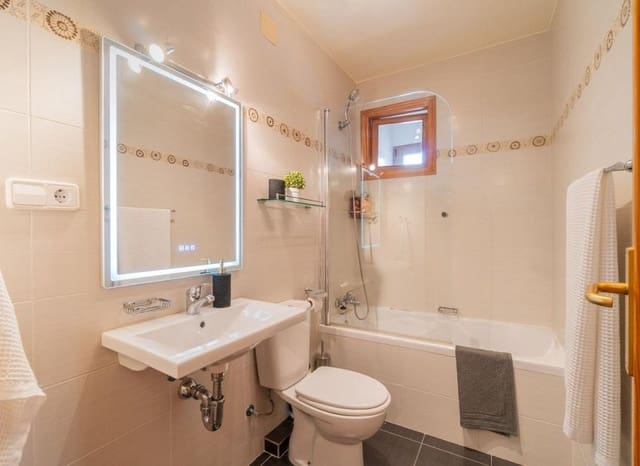 3 soveværelse Lejlighed til salg i Playa de los Náufragos, Torrevieja - € 159.000 (Ref: 10045889)