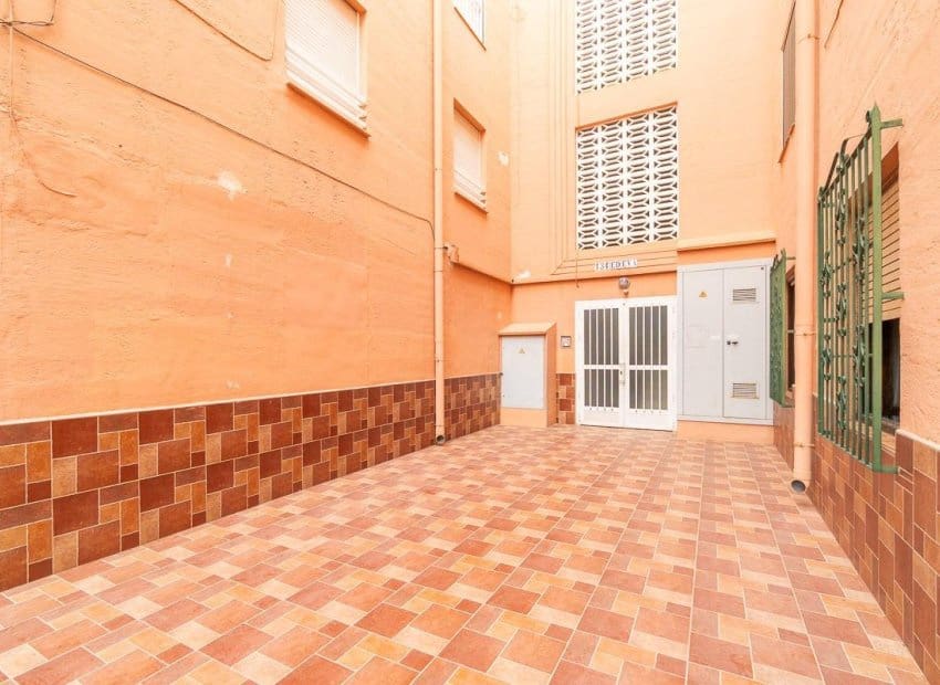 3 soveværelse Lejlighed til salg i Torrevieja - € 159.000 (Ref: 10045889)