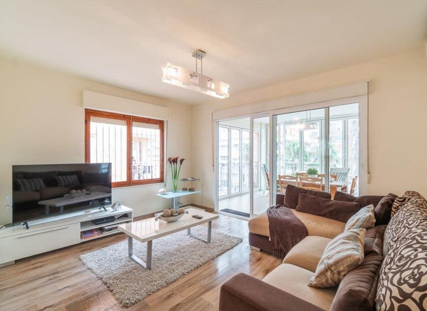 3 soveværelse Lejlighed til salg i Torrevieja - € 159.000 (Ref: 10045889)