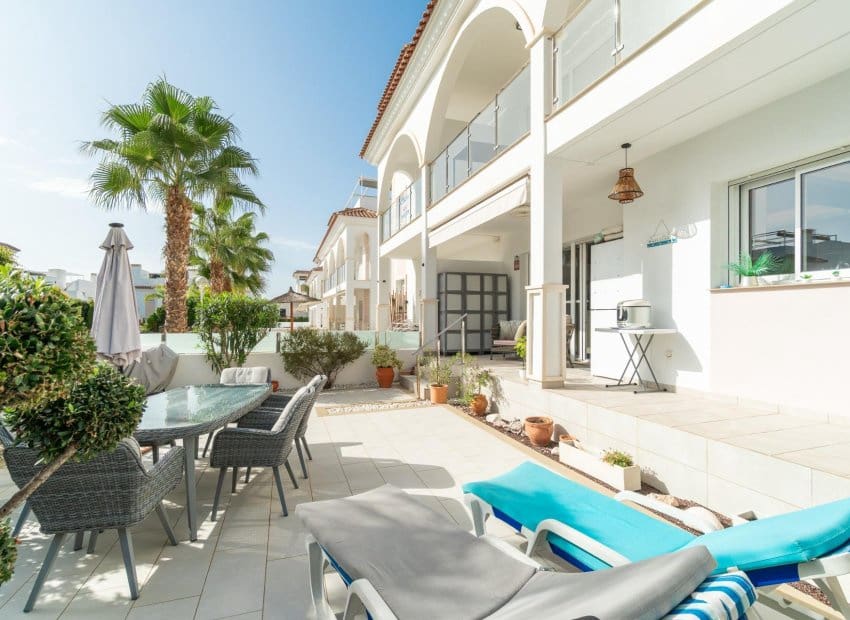 2 soverom Leilighet til salgs i Ciudad Quesada med svømmebasseng - € 325 000 (Ref: 10045890)