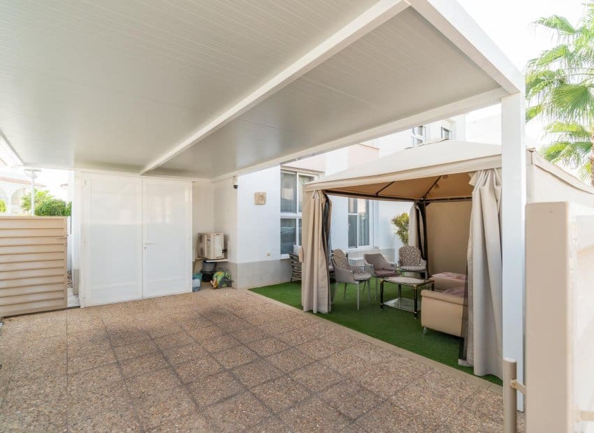 2 soverom Leilighet til salgs i Ciudad Quesada med svømmebasseng - € 325 000 (Ref: 10045890)