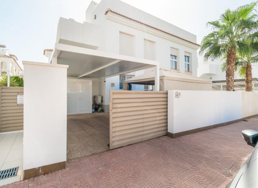 2 soverom Leilighet til salgs i Ciudad Quesada med svømmebasseng - € 325 000 (Ref: 10045890)
