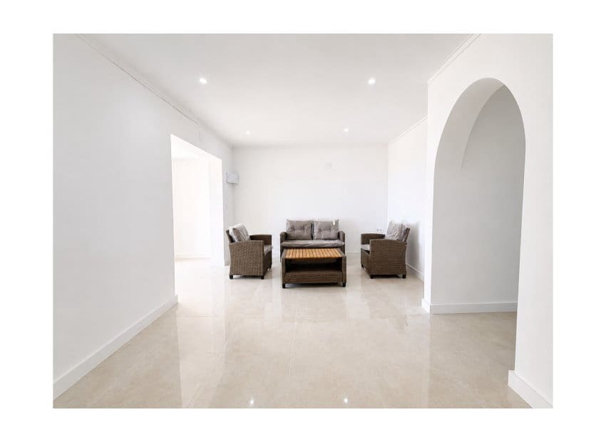 2 soverom Bungalow til salgs i Torrevieja med svømmebasseng - € 134 995 (Ref: 10049673)