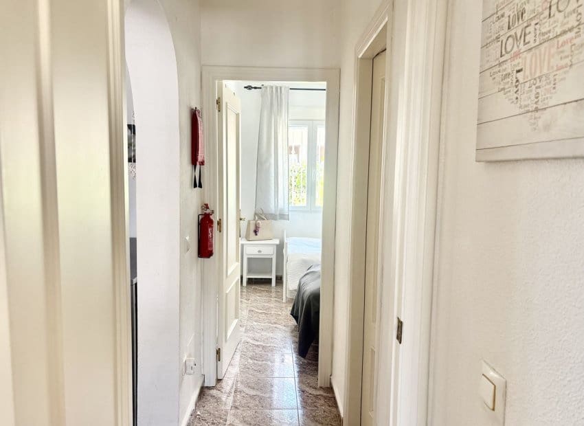 Apartamento de 2 habitaciones en La Zenia en venta con piscina - 189.000 € (Ref: 10051925)