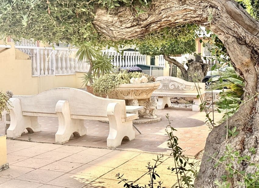 Apartamento de 2 habitaciones en La Zenia en venta con piscina - 189.000 € (Ref: 10051925)