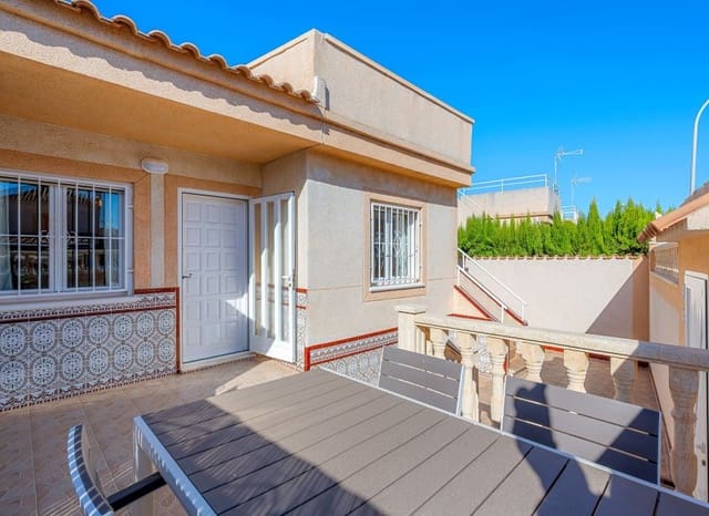 Apartamento de 2 habitaciones en Los Balcones en venta - 179.000 € (Ref: 10054331)