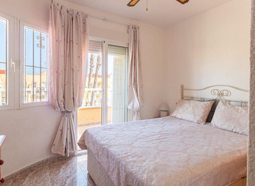 2 Zimmer Haus zu verkaufen in La Regia mit Pool - 199.000 € (Ref: 10055761)
