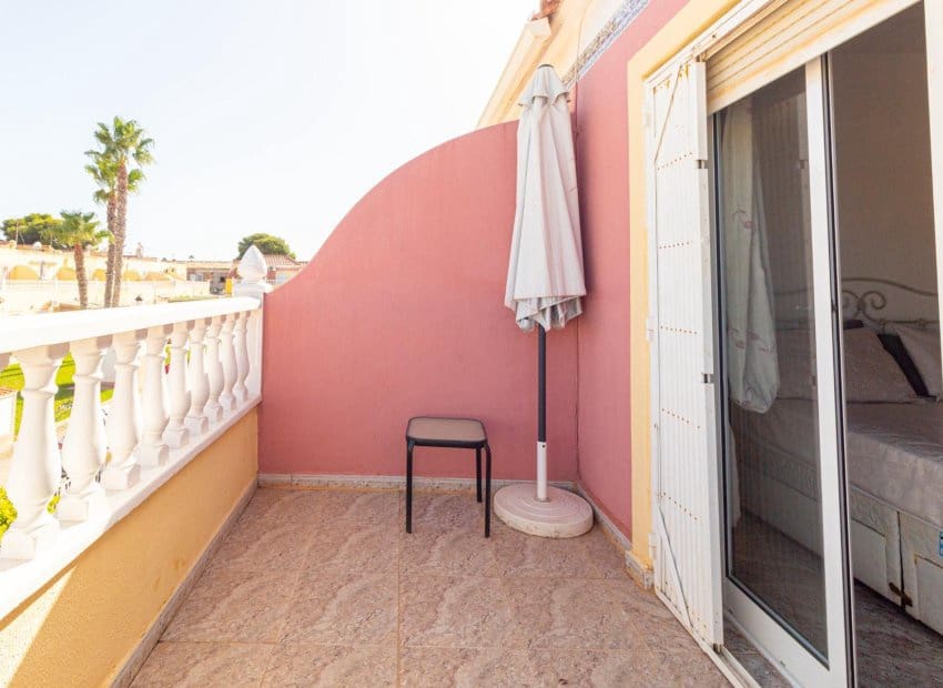 2 Zimmer Haus zu verkaufen in La Regia mit Pool - 199.000 € (Ref: 10055761)