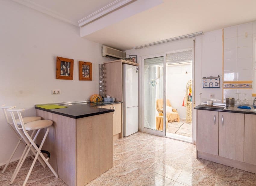 2 Zimmer Haus zu verkaufen in La Regia mit Pool - 199.000 € (Ref: 10055761)