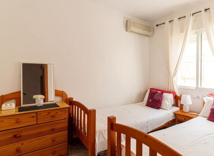 2 Zimmer Haus zu verkaufen in La Regia mit Pool - 199.000 € (Ref: 10055761)