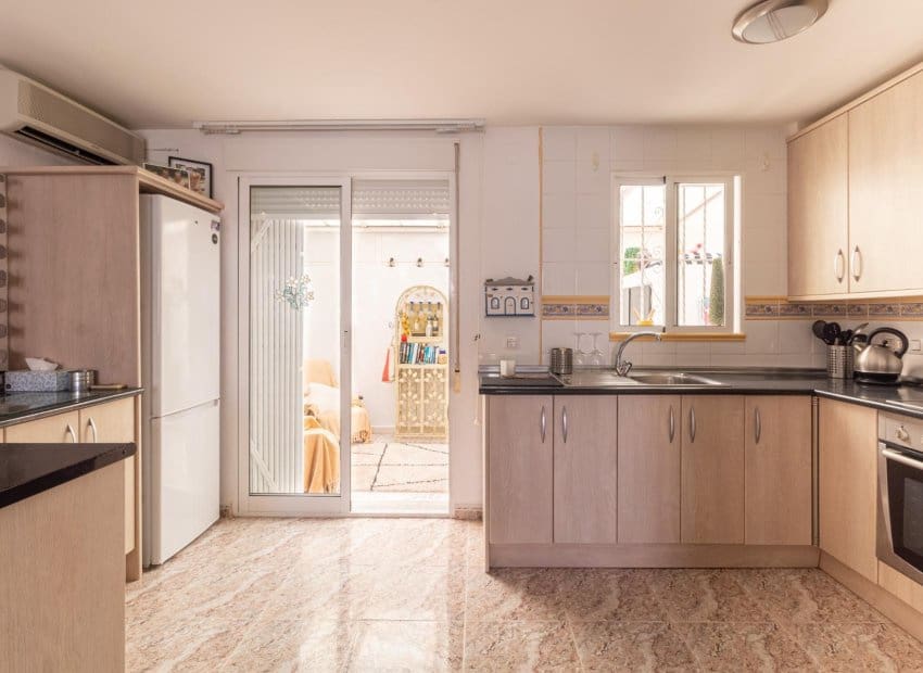 2 Zimmer Haus zu verkaufen in La Regia mit Pool - 199.000 € (Ref: 10055761)