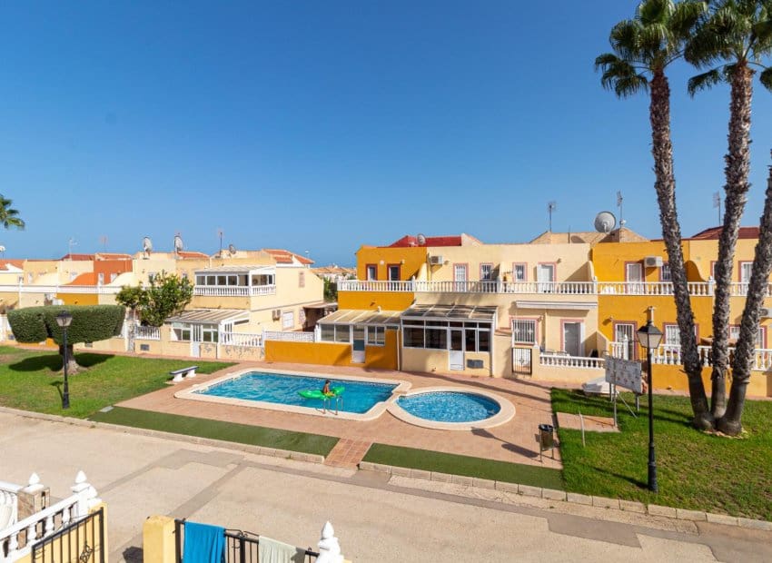 2 Zimmer Haus zu verkaufen in La Regia mit Pool - 199.000 € (Ref: 10055761)