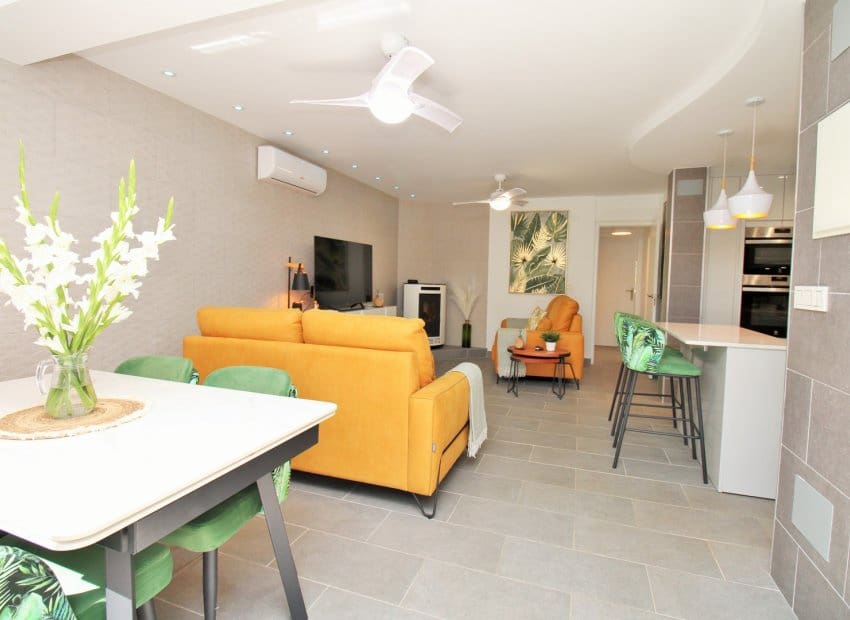 3 soverom Leilighet til salgs i Villamartin med svømmebasseng - € 275 000 (Ref: 10060699)