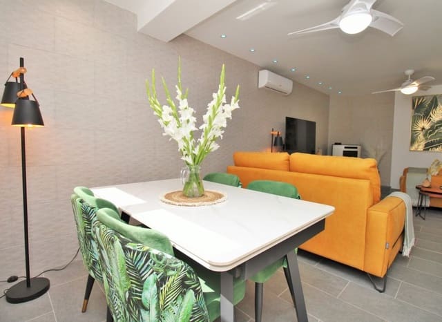 3 soveværelse Lejlighed til salg i Villamartin, Orihuela med swimmingpool - € 275.000 (Ref: 10060699)