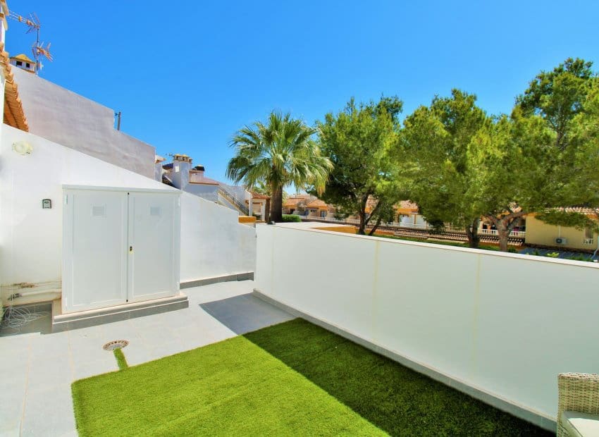 3 soverom Leilighet til salgs i Villamartin med svømmebasseng - € 275 000 (Ref: 10060699)