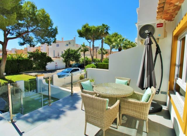 3 soveværelse Lejlighed til salg i Villamartin, Orihuela med swimmingpool - € 275.000 (Ref: 10060699)