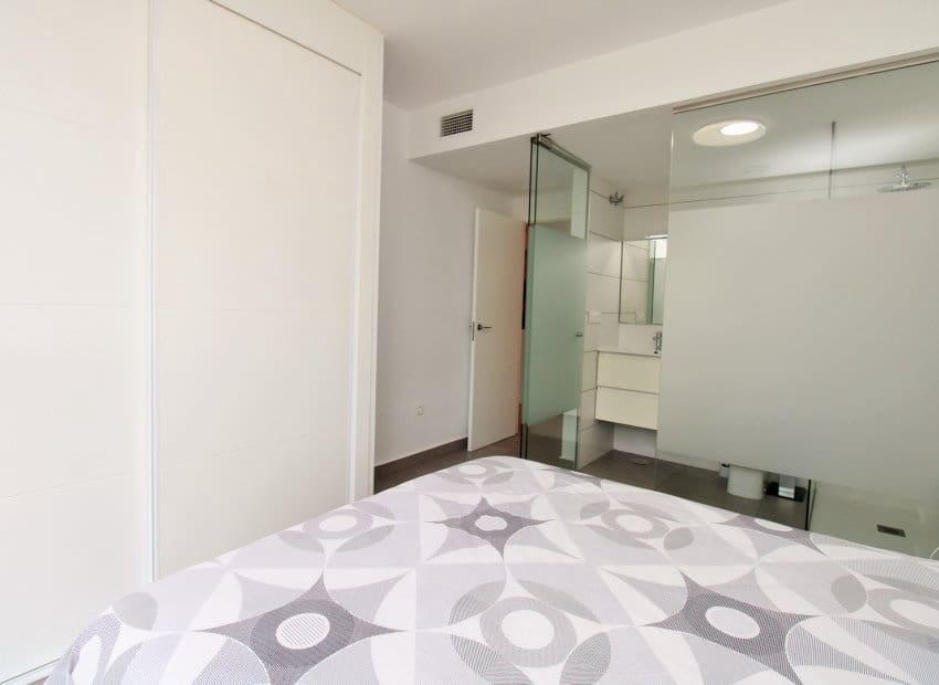 2 bedroom Apartment for sale in Villamartin with pool - € 229,950 (Ref: 10060700)