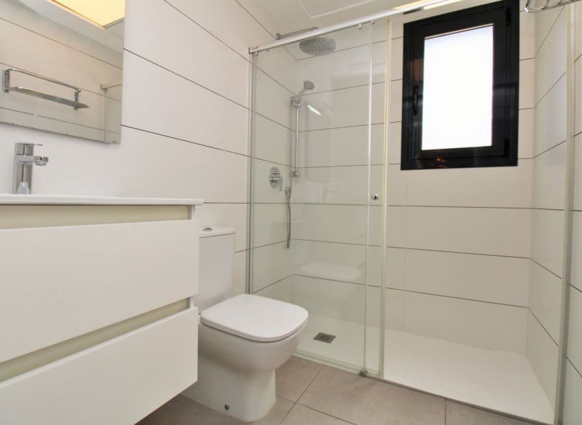 2 bedroom Apartment for sale in Villamartin with pool - € 229,950 (Ref: 10060700)