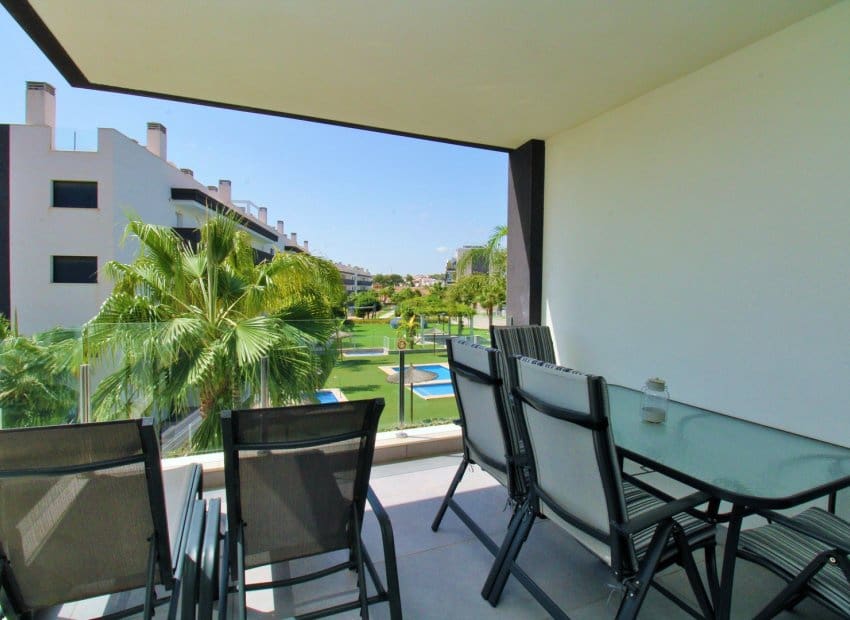 2 bedroom Apartment for sale in Villamartin with pool - € 229,950 (Ref: 10060700)