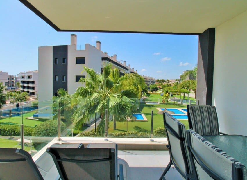 2 bedroom Apartment for sale in Villamartin with pool - € 229,950 (Ref: 10060700)