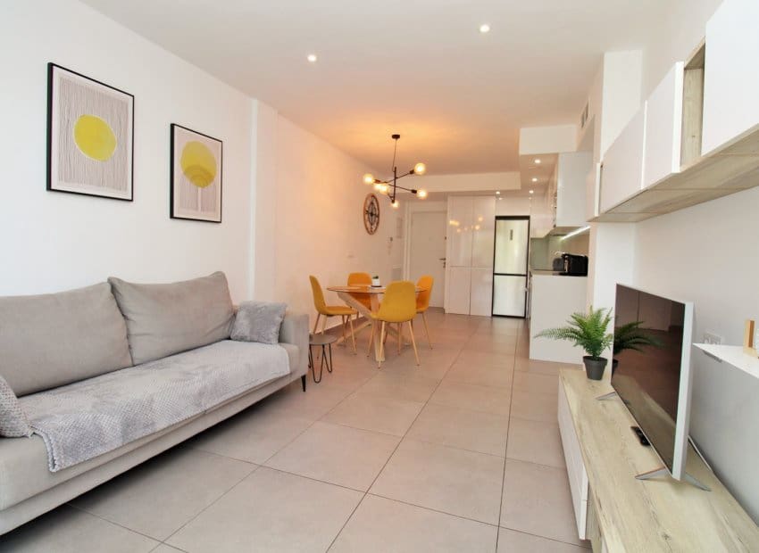 2 bedroom Apartment for sale in Villamartin with pool - € 229,950 (Ref: 10060700)