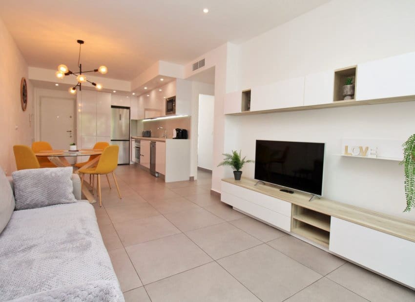 2 bedroom Apartment for sale in Villamartin with pool - € 229,950 (Ref: 10060700)
