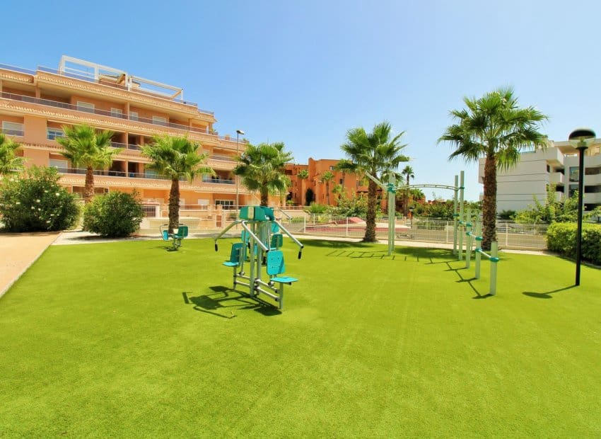 2 bedroom Apartment for sale in Villamartin with pool - € 229,950 (Ref: 10060700)
