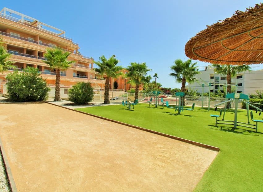2 bedroom Apartment for sale in Villamartin with pool - € 229,950 (Ref: 10060700)
