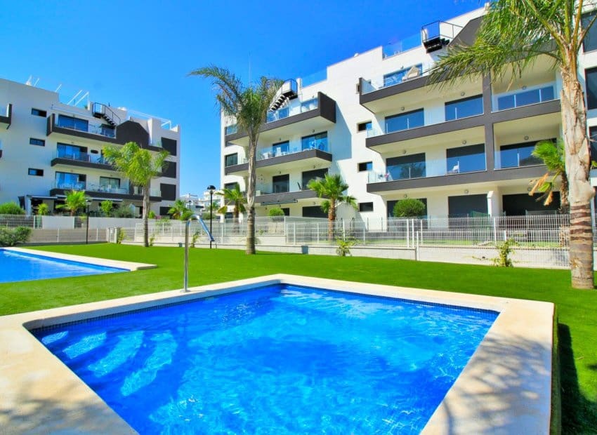 2 bedroom Apartment for sale in Villamartin with pool - € 229,950 (Ref: 10060700)