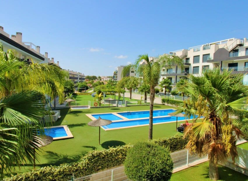 2 bedroom Apartment for sale in Villamartin with pool - € 229,950 (Ref: 10060700)