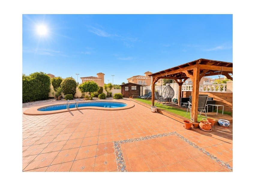 4 chambre Villa/Maison à vendre à San Fulgencio avec piscine - 375 000 € (Ref: 10062802)