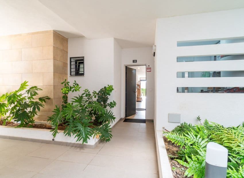 3 sypialnia Apartament na sprzedaż w Playa Flamenca z basenem - 450 000 € (Ref: 10062803)