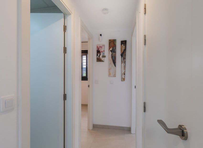 3 sypialnia Apartament na sprzedaż w Playa Flamenca z basenem - 450 000 € (Ref: 10062803)