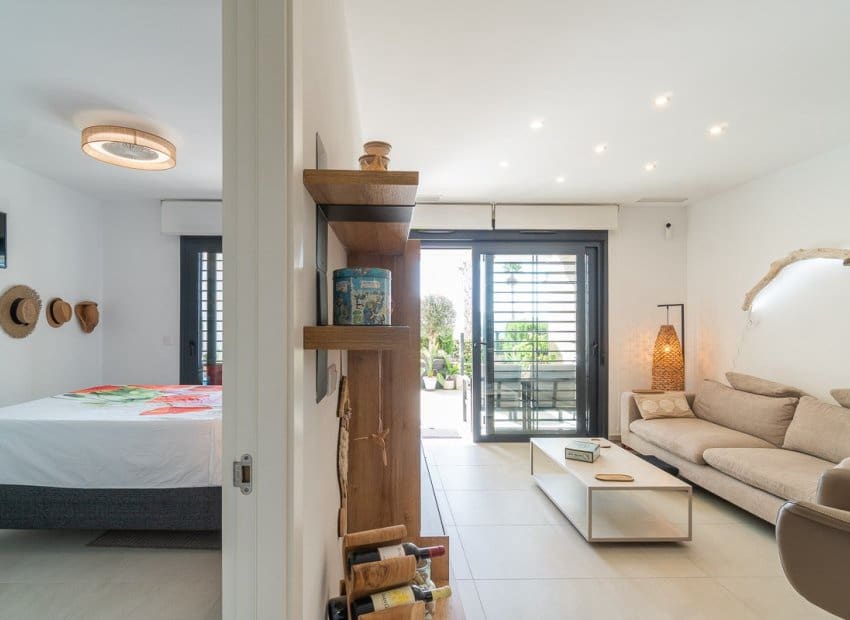 3 sypialnia Apartament na sprzedaż w Playa Flamenca z basenem - 450 000 € (Ref: 10062803)