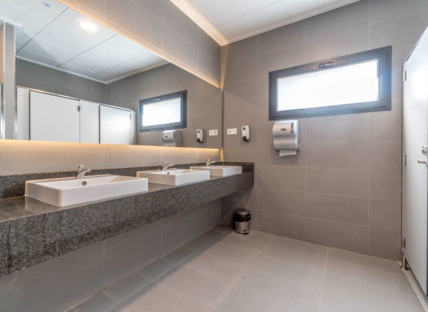 3 sypialnia Apartament na sprzedaż w Playa Flamenca z basenem - 450 000 € (Ref: 10062803)