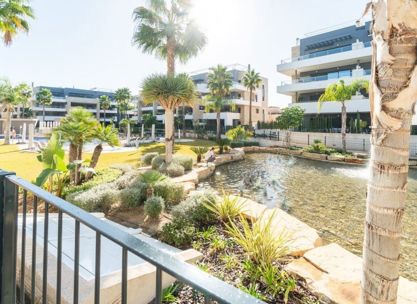 3 sypialnia Apartament na sprzedaż w Playa Flamenca z basenem - 450 000 € (Ref: 10062803)