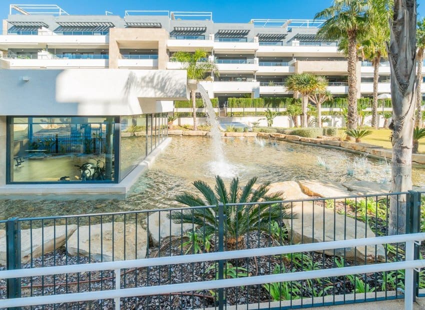 3 sypialnia Apartament na sprzedaż w Playa Flamenca z basenem - 450 000 € (Ref: 10062803)