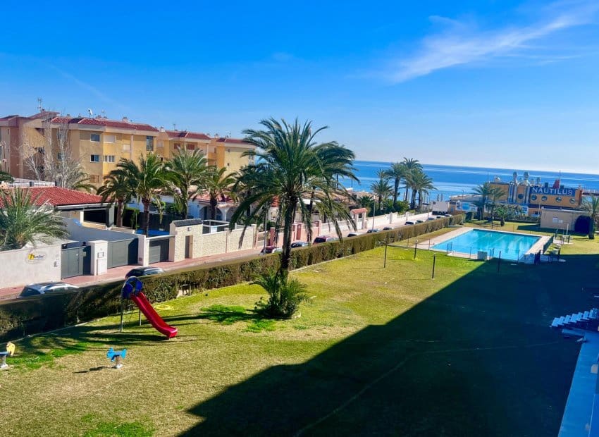 3 camera da letto Appartamento in vendita in Punta Prima con piscina - 259.700 € (Rif: 10071699)
