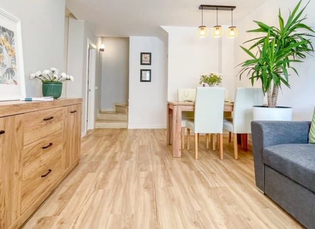 3 sypialnia Dom na sprzedaż w Los Altos z basenem - 268 800 € (Ref: 10071700)